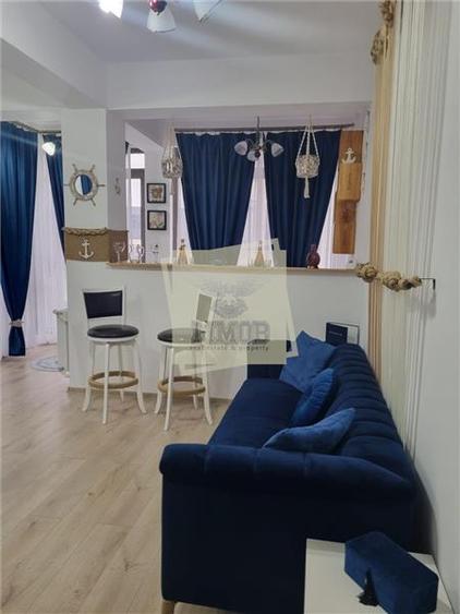Apartament cu 3 camere decomandat, mobilat în Exterior Sud