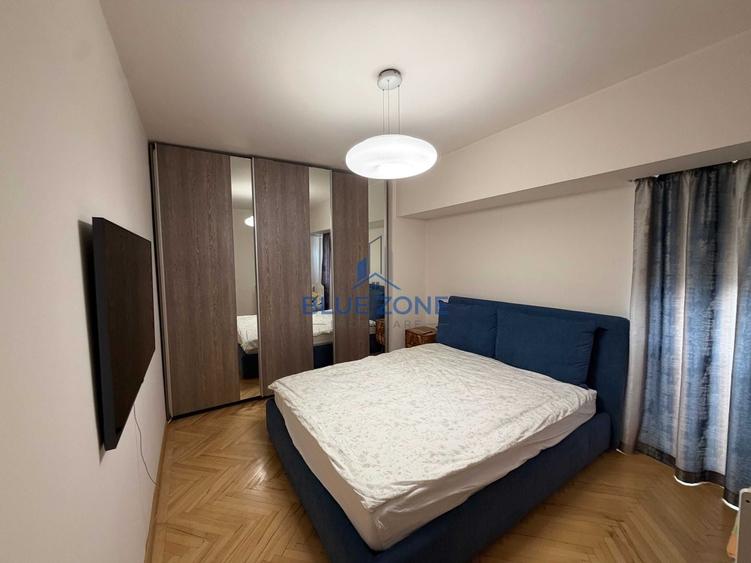 Apartament cu 3 camere decomandat, mobilat în Unirii