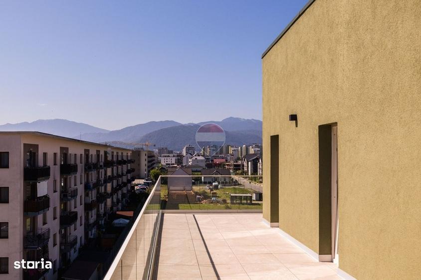 Apartament cu 3 camere decomandat în Tractorul