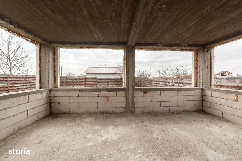 Casă cu 3 camere cu Teren 477 Mp în Bradu