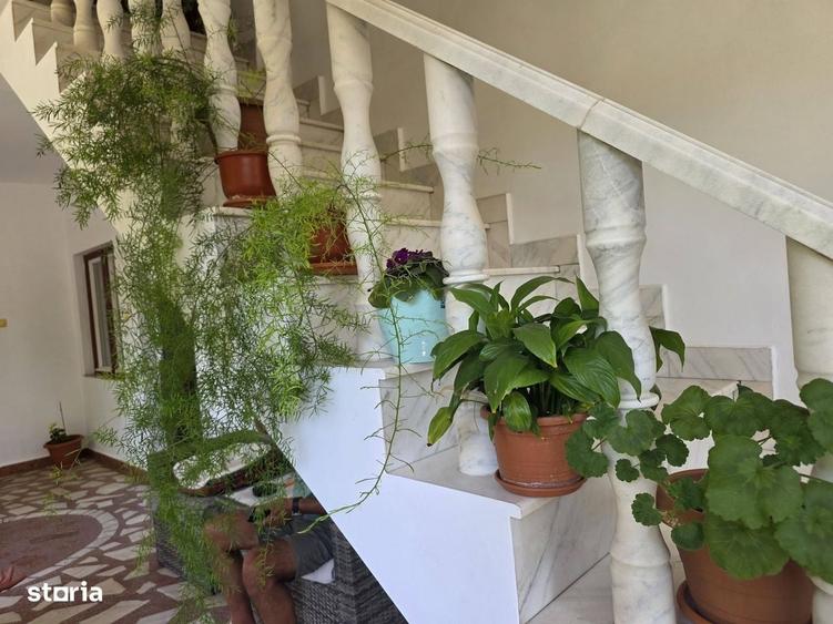 Casă cu 4 camere în Santăul Mic