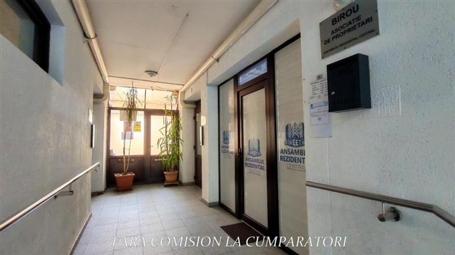 Apartament cu 2 camere semidecomandat, mobilat în Libertății