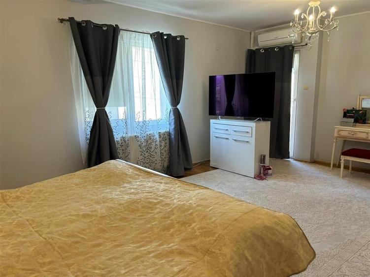 VILA CU 3 CAMERE, CENTRAL - 11