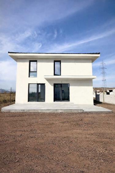 Casa noua P+1+M de vanzare Oferta de Paste - 180mp construiti - Teren 300mp - Cartier Walter - 0% Comision - 6