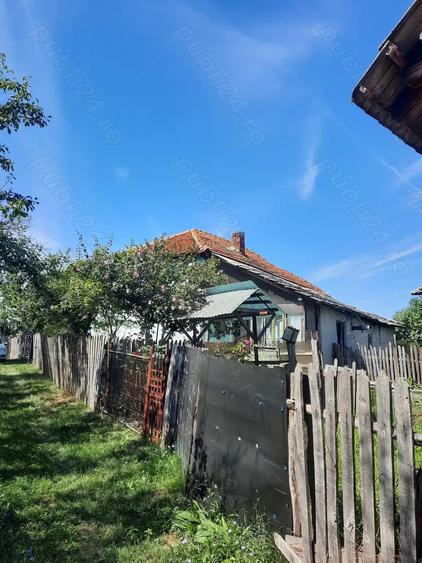 Casa de vanzare cu teren - 7