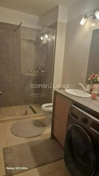 Vand apartament 3 camere
