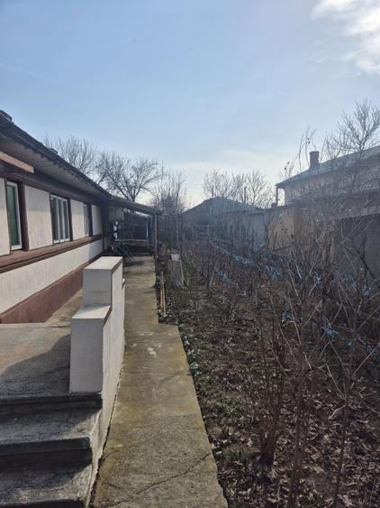 Oferta:Casa de vanzare - 2