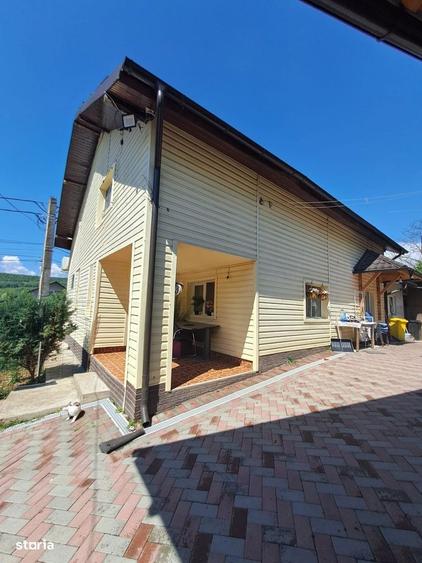 Vand casa cu panouri solare si centrala ,la 7 km de Mioveni - 14