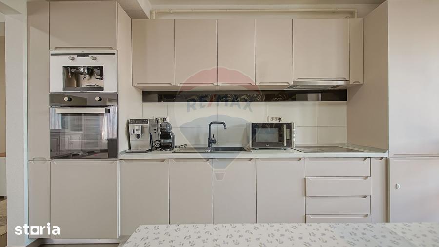 Apartament cu 3 camere în Cristian