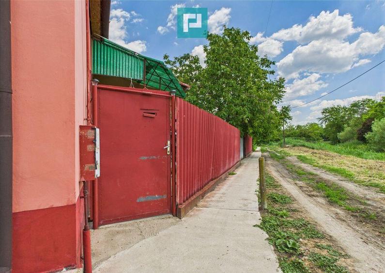 Casa cu 3 camere ?i teren generos langa frontiera - 13