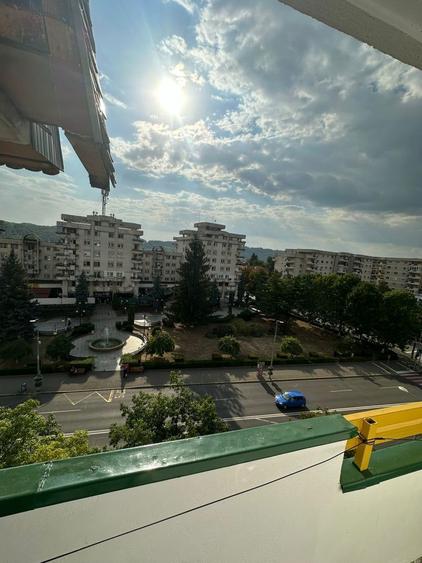 De inchiriat apartament Campina, 3 camere, vis-a-vis de Milia - 8