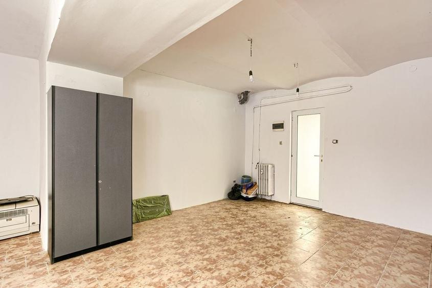 INCHIRIAT! Spatiu comercial de &icirc;nchiriat - 210 mp - Ultracentral - 5