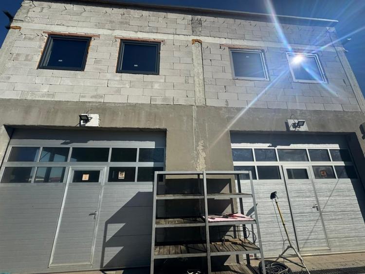 Vanzare–Hala spatioasa, ideala pentru diverse activitati comerciale industriale - 6