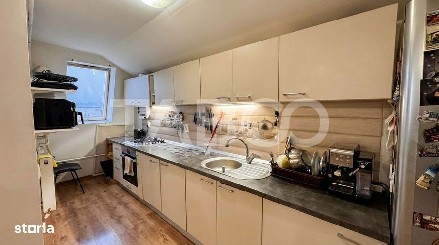 Apartament 3 camere de vanzare MOBILAT UTILAT 77mp Calea Cisnadiei - 8