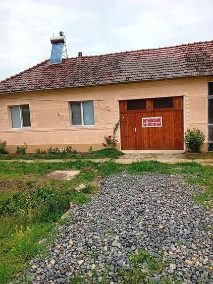 Vind casa in Taut ,cu livada si toate facilitatile. - 2