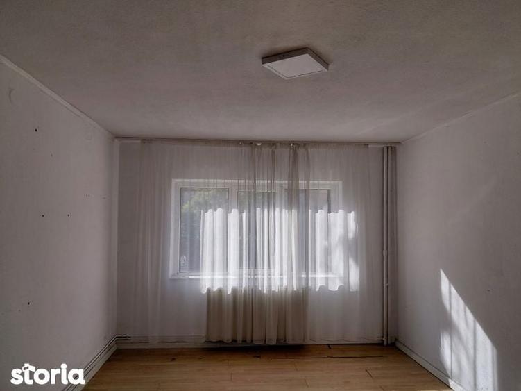 De inchiriat apart parter ,str.Vasile Lupu - 4