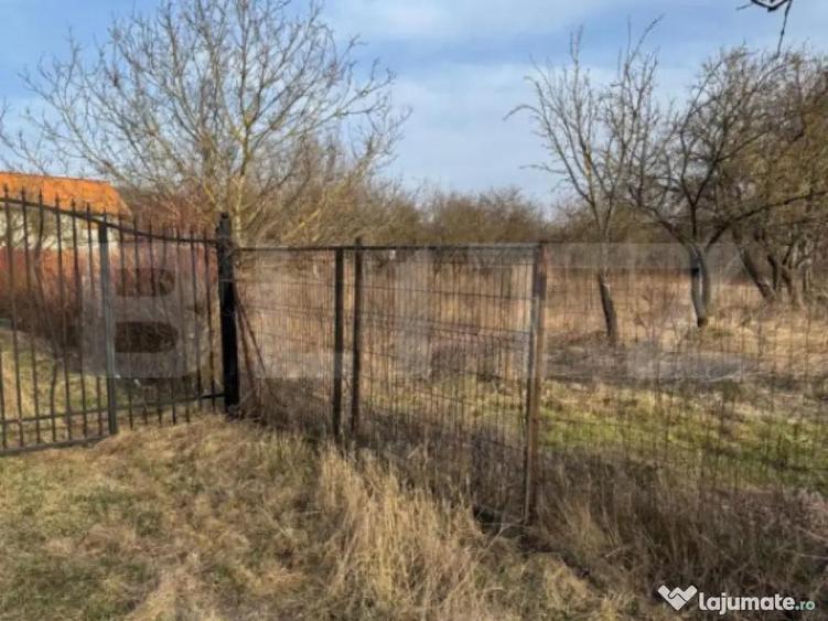 Casa intabulata la rosu langa DN24 in Schitu Duca - 5