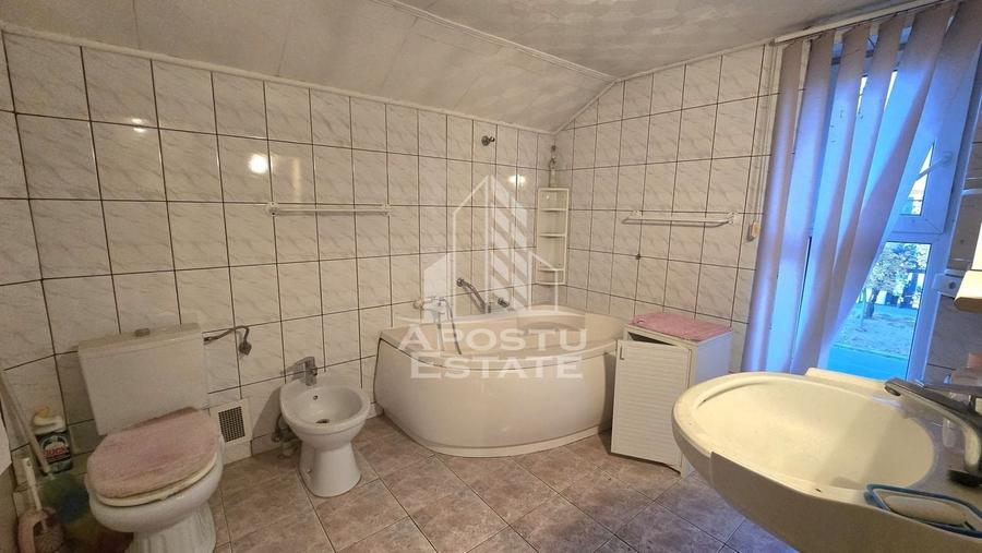 Casa individuala, zona Mehala - Cetatii, teren generos - 9