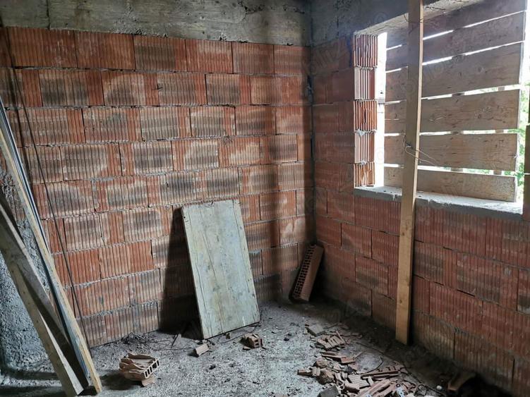 Casa la ro?u de vanzare cu curte generoasa, Cazasu Nou ,Braila - 375 mp teren! - 6