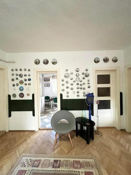 Vilă S+ P+E, 6 camere, 230 mp utili, teren 1000 mp, zona Horea (Oradea) . - 6