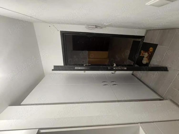 Inchiriez ap.o camera in zona Iulius Town, et.2, suprafata utila de 30 mp. - 5