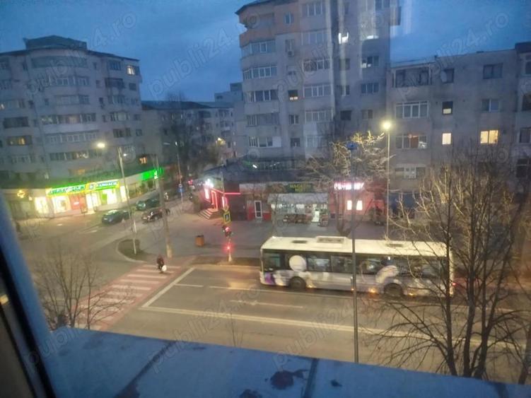 Apartament 2 camere semidecomandat,renovat - 7