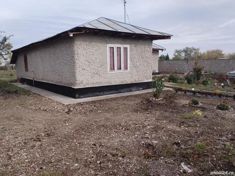vand casa Hanu Conachi Gala?i 23000 euro - 1