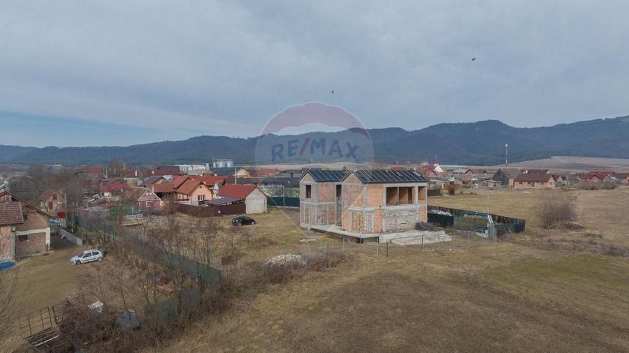 COMISION 0% Casa Individuala La Rosu cu teren de 4000 mp in Crizbav - 4
