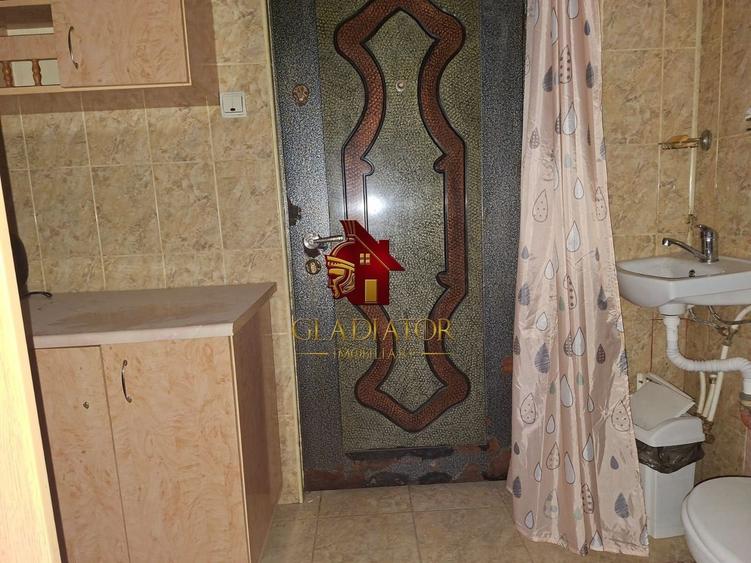 Camera de camin tip garsoniera Frumoasa Poitiers 16.2 mp, disponibila - 6