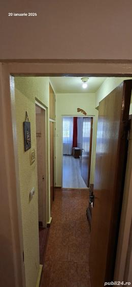 Inchiriez apartament 2 camere centru - 2