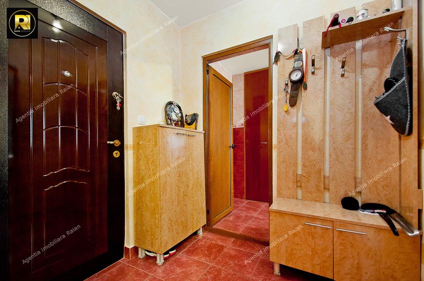 De vanzare 4 camere Micro 20 sup.66mp 2 balcoane renovat si mobilat - 8