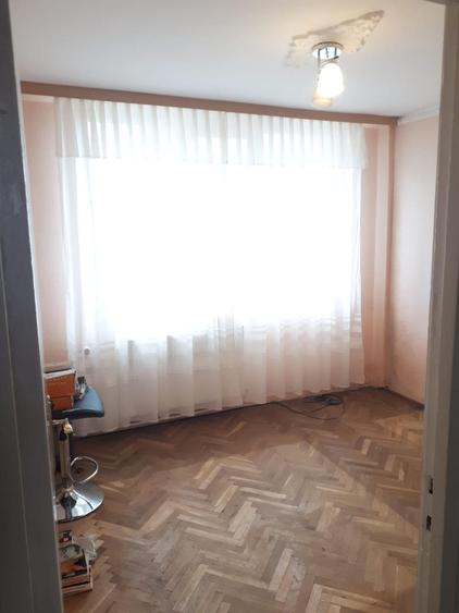 Apartament 3 decomandate Tiglina2 et3/4 ,centrala pret 76 000 euro - 1