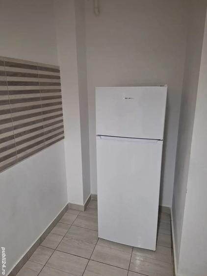 Proprietar inchiriez garsoniera Militari Residence - 2