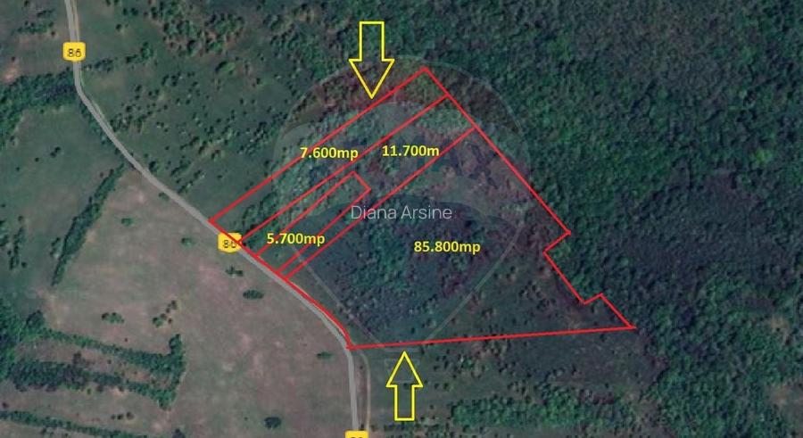 Teren extravilan situat in sat Spata(com. Bara) / Soseaua Principala