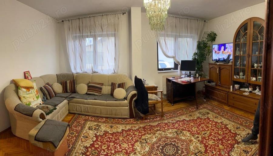 Proprietate cu 3 case locuibile pentru 3 familii ?i teren 4600 m2 de vanzare - 3