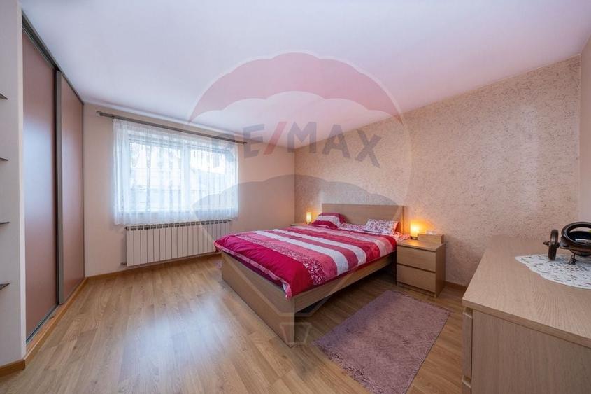 Casă noua - parcări subterane, teren 500 mp, Codlea - 14