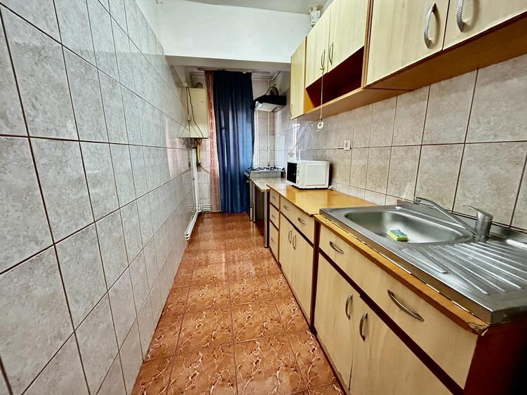 Dristor, Fizicienilor, Penny, centrala proprie - 6