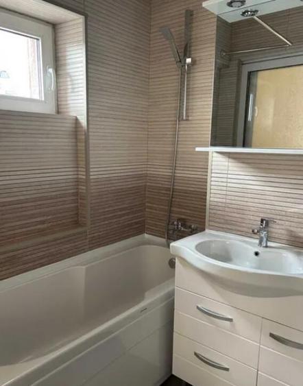 Apartament 3 camere, decomandat - zona Centru Civic - 8