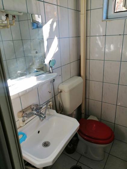 Vand Garsoniera Rahova intersectie Sebastian la parter vedere stradala - 5