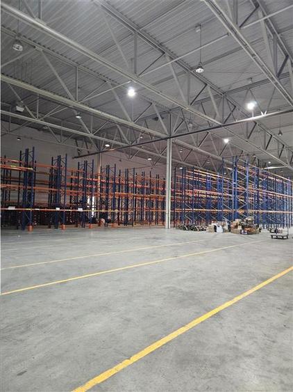 Spatiu Industrial - 4000 mp - Logistica - Depozitare - Distributie - 4
