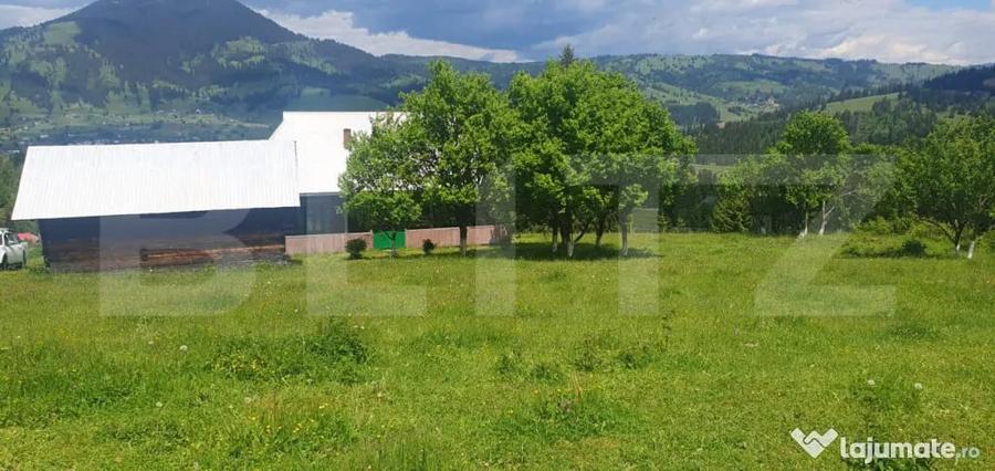 Casă cu 2 camere cu Teren 30000 Mp în Central