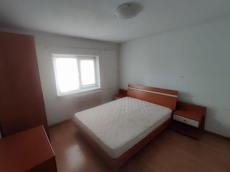 Apartament de vanzare - 6