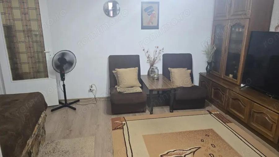 Vand apartament 4 camere decomandat Deva, Progresul, suprafata utila 83 mp + balconul, et 3 - 3