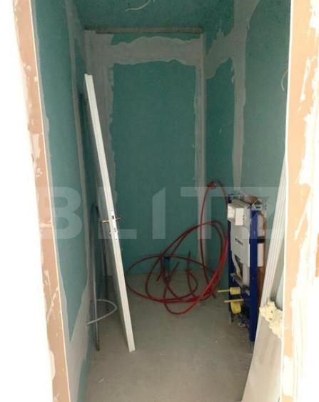 Apartament de vanzare, cu 2 camere, 57 mp, zona ultracentr - 3