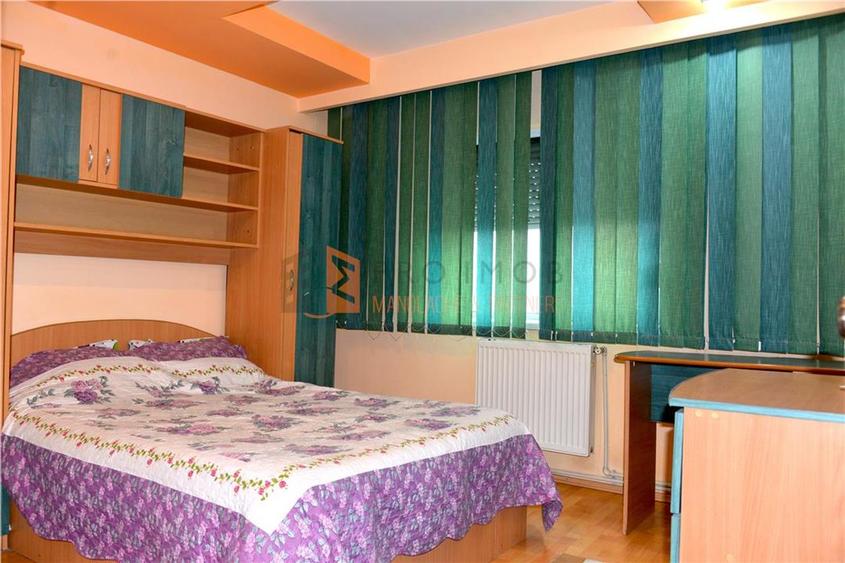 Apartament 3 camere cf 1 decomandat zona 1 Decembrie 1918 - 8