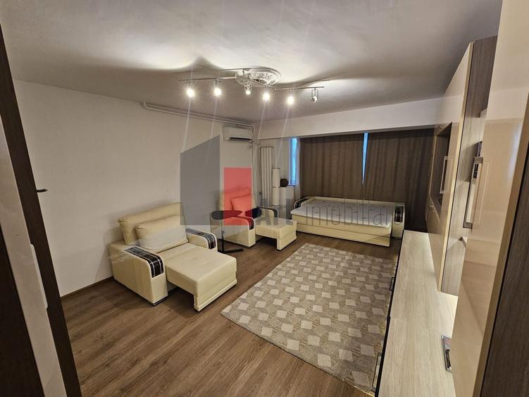 Garsoniera Unirii Timpuri Noi metrou - 1