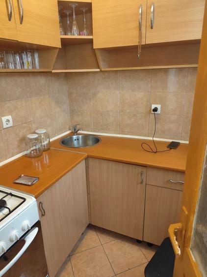Vand garsoniera 30m2 la parter zona Afi 6 Vanator!i - 2