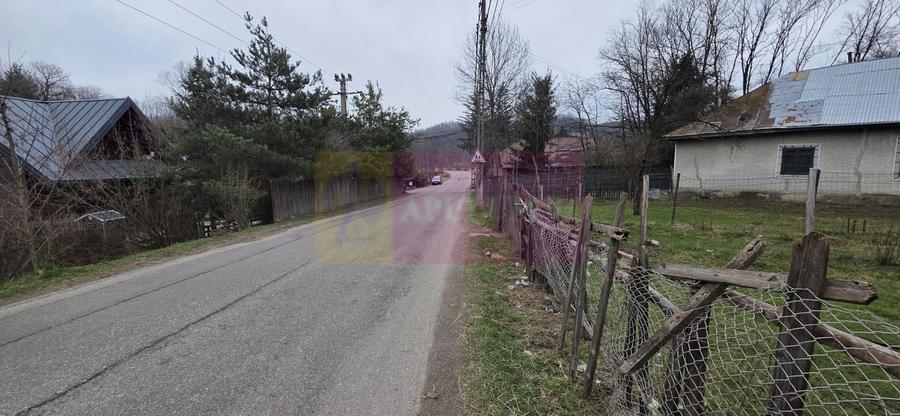 Teren intravilan 1.102 mp de vanzare in Breaza - 1