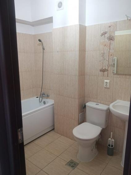 Vanzare apartament 2 camere -Tractorul | Parcare | Luminos - 8