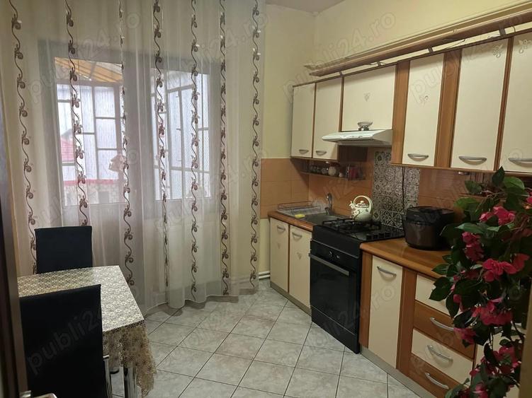 Apartament cu 3 camere si garaj, mobilat utilat,utracentral - 8